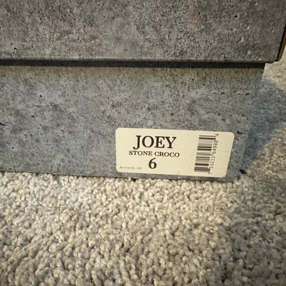 Freebird by Steven, Joey, Stone Croco, size 6 - Picture 3 of 8